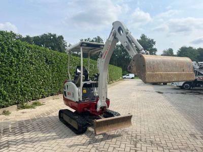 Takeuchi TB216 Photo 1