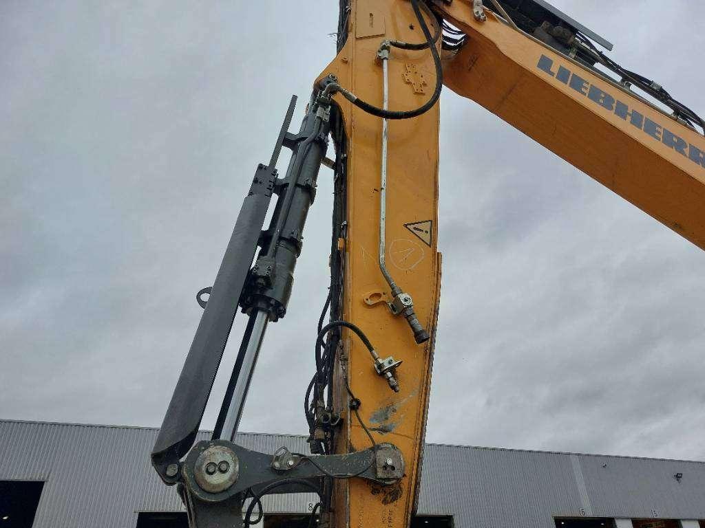 Liebherr R 936 LC Photo 20