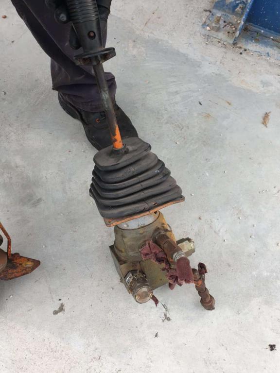 Manipulator for Fiat Allis FL14E / FL10 Photo 1