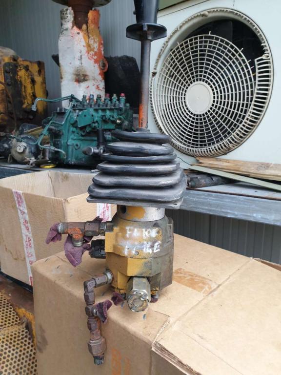 Manipulator for Fiat Allis FL14E / FL10 Photo 2