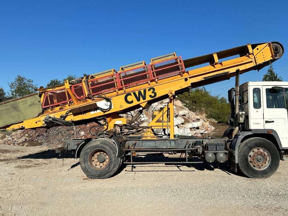 Volvo FL619 4X2 Photo 19