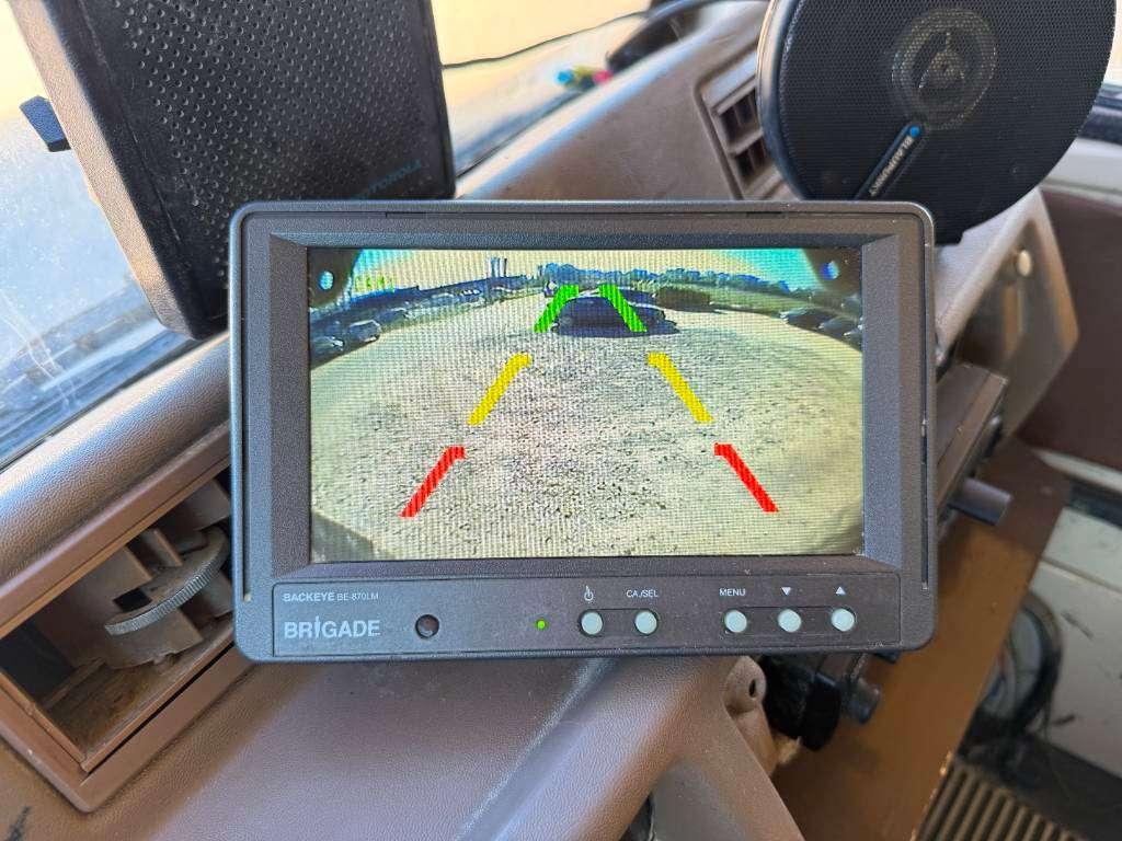 Komatsu HD605-5 - Automatic Greasing / Camera Photo 13