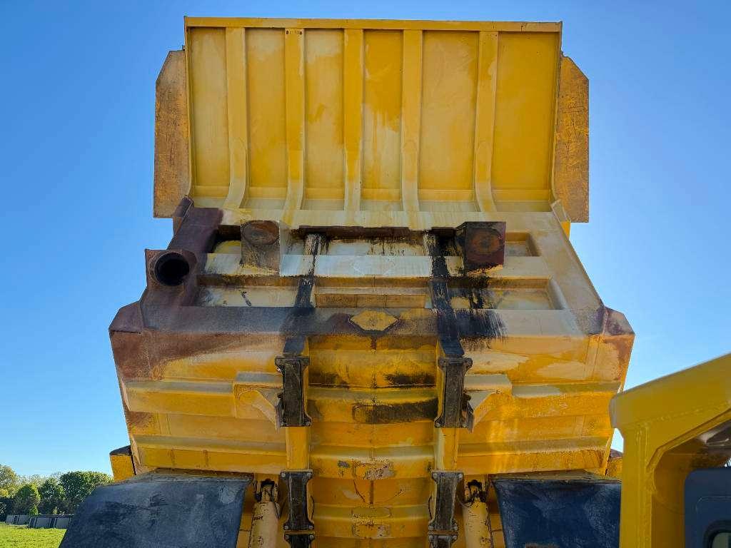 Komatsu HD605-5 - Automatic Greasing / Camera Photo 21