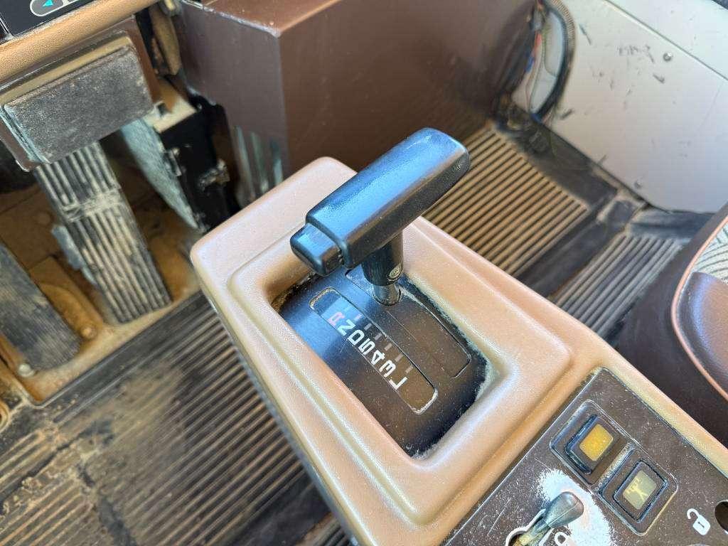 Komatsu HD605-5 - Automatic Greasing / Camera Photo 8