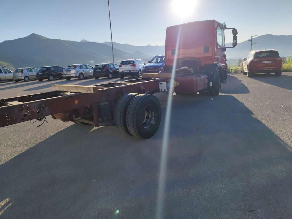 Iveco EUROCARGO 150-280 Photo 4