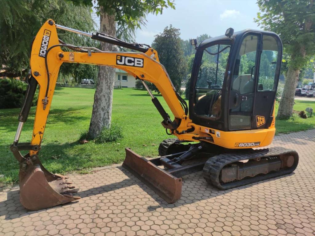 JCB 8030 Photo 1