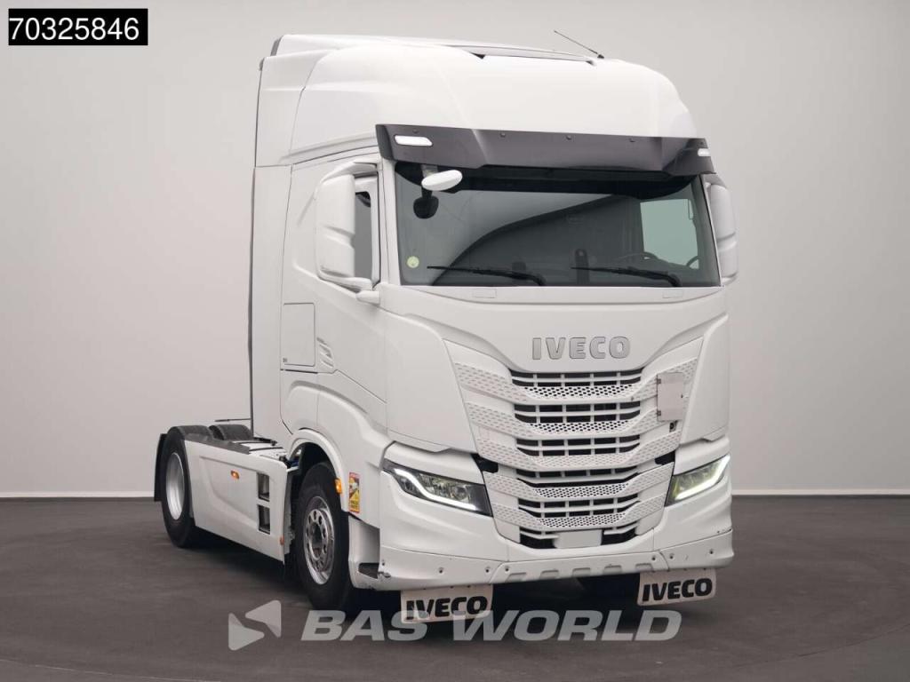 Iveco S-Way 510 4X2 Full-Air Retarder 2xTanks Standklima ACC Navi Photo 3