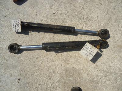 Steering piston for Fiat Hitachi W130 sold by OLM 90 Srl