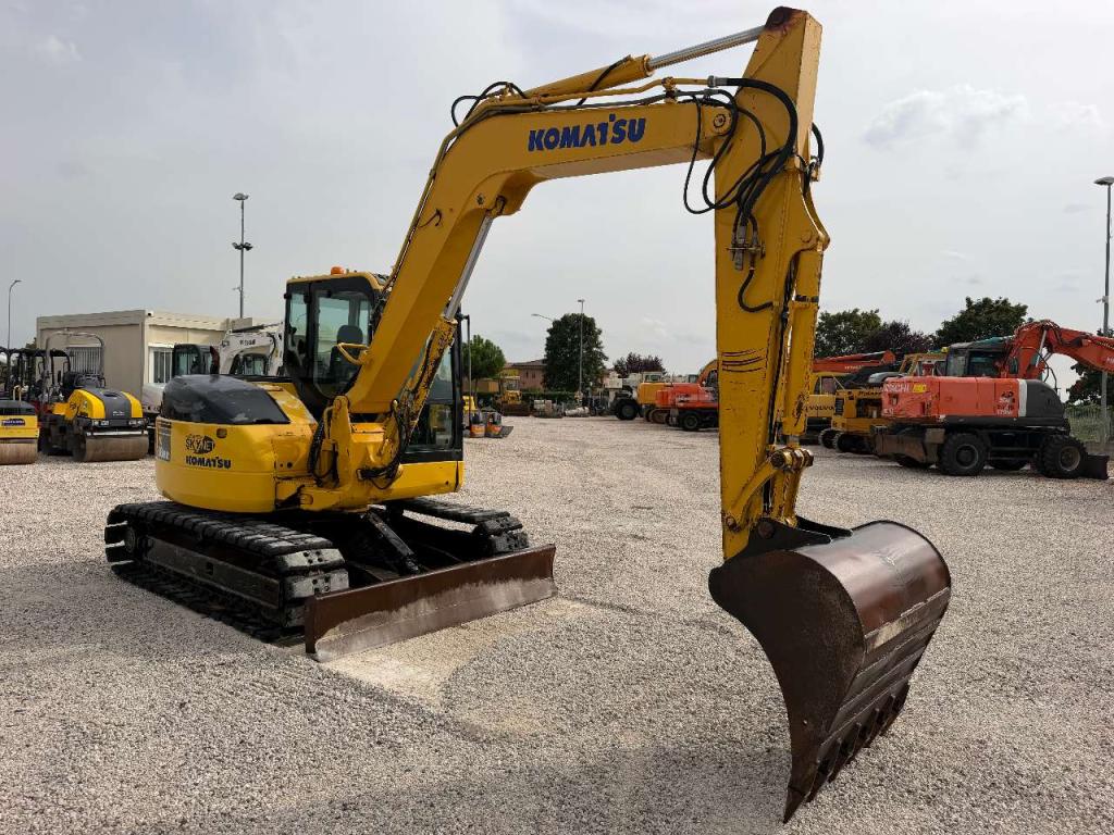Komatsu PC 88MR-6 Photo 5