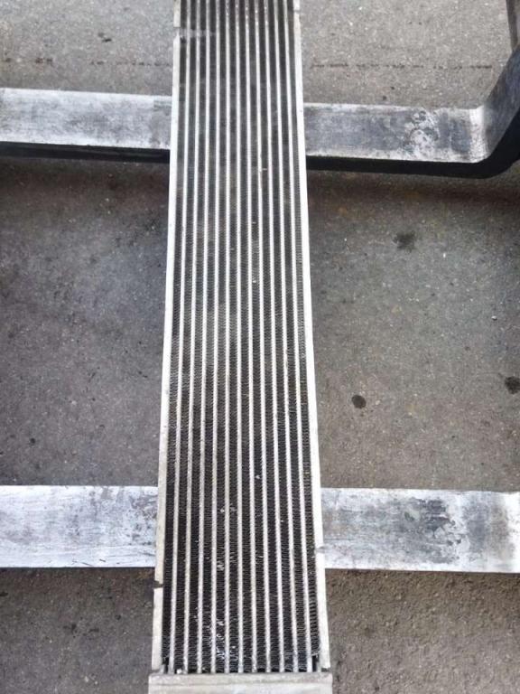 Radiator intercooler for New Holland E 305 B Photo 3