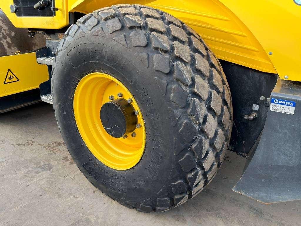 Bomag BW213D-5 Photo 13