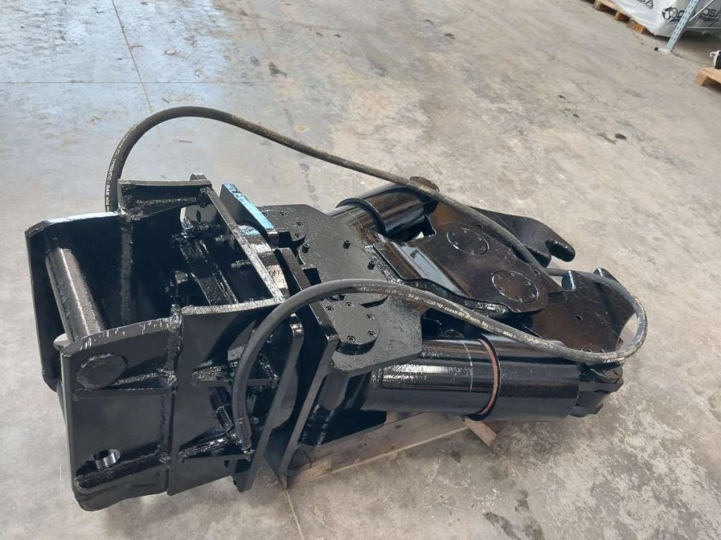 Demolition crusher Photo 5
