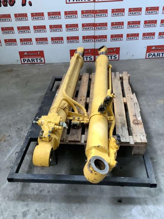 Lifting piston for Komatsu PC228-3 Photo 1