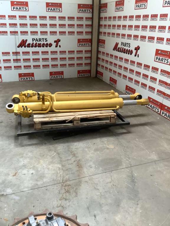 Lifting piston for Komatsu PC228-3 Photo 2