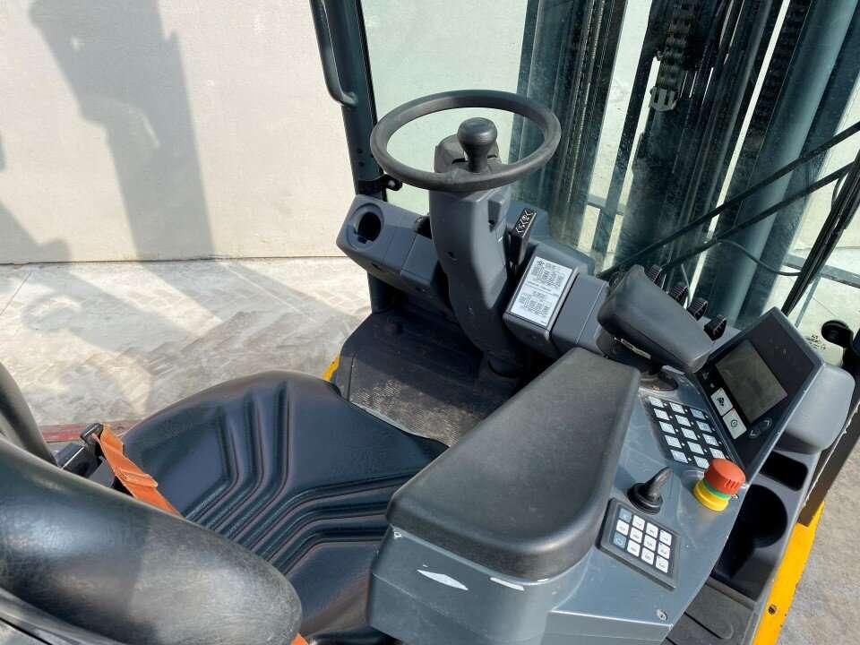 Jungheinrich DFG425s Photo 7