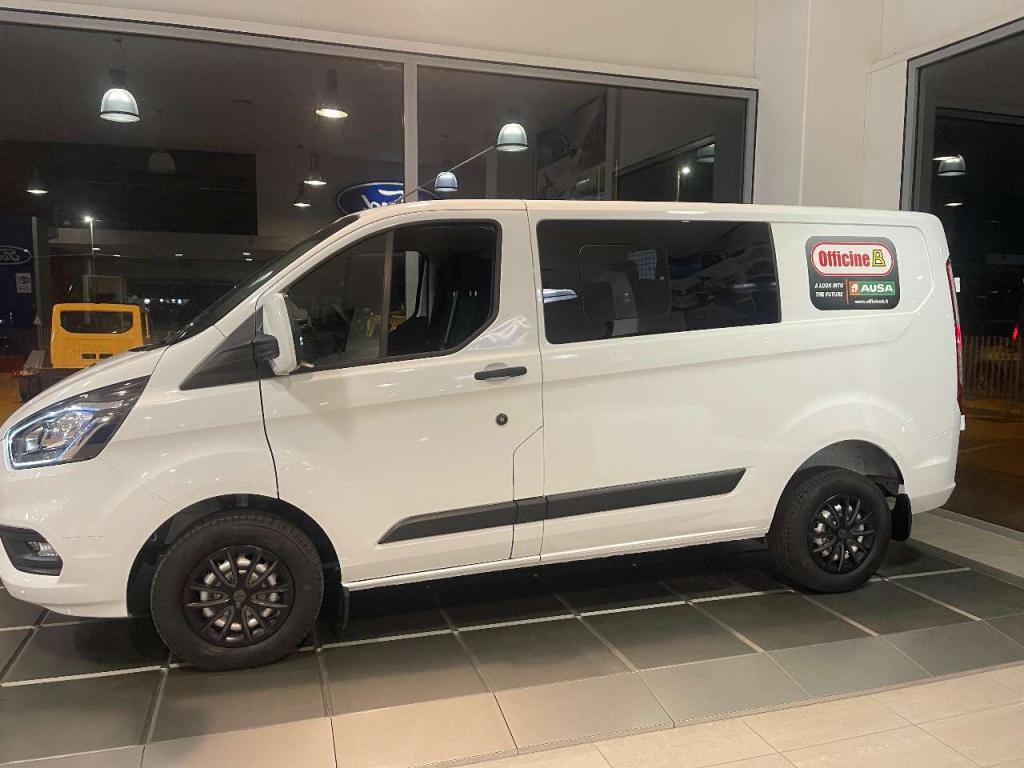Ford TRANSIT CUSTOM Photo 1