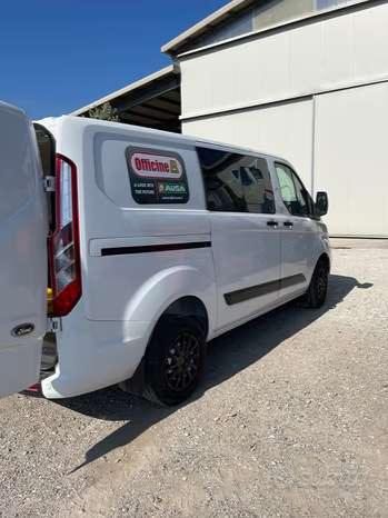 Ford TRANSIT CUSTOM Photo 2