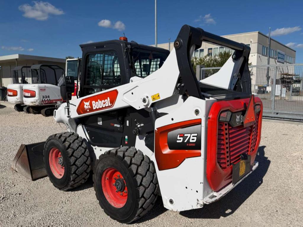 Bobcat S76 Photo 3