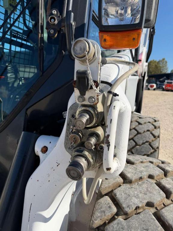 Bobcat S76 Photo 6