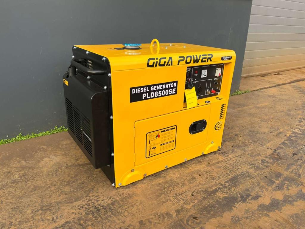 Giga Power PLD8500SE 8KVA silent set Photo 3