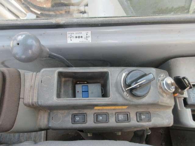 New Holland E135 SR-1ES Photo 21