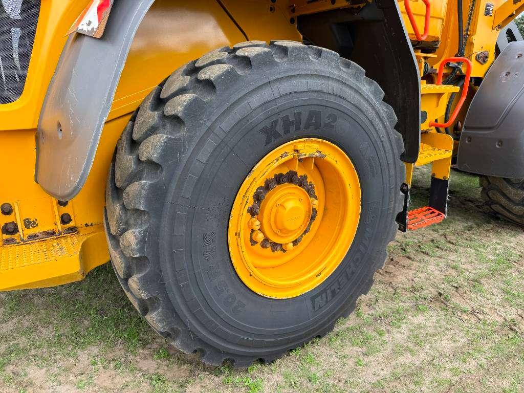 Volvo L90H - 3rd Function / Quick Coupler Photo 28