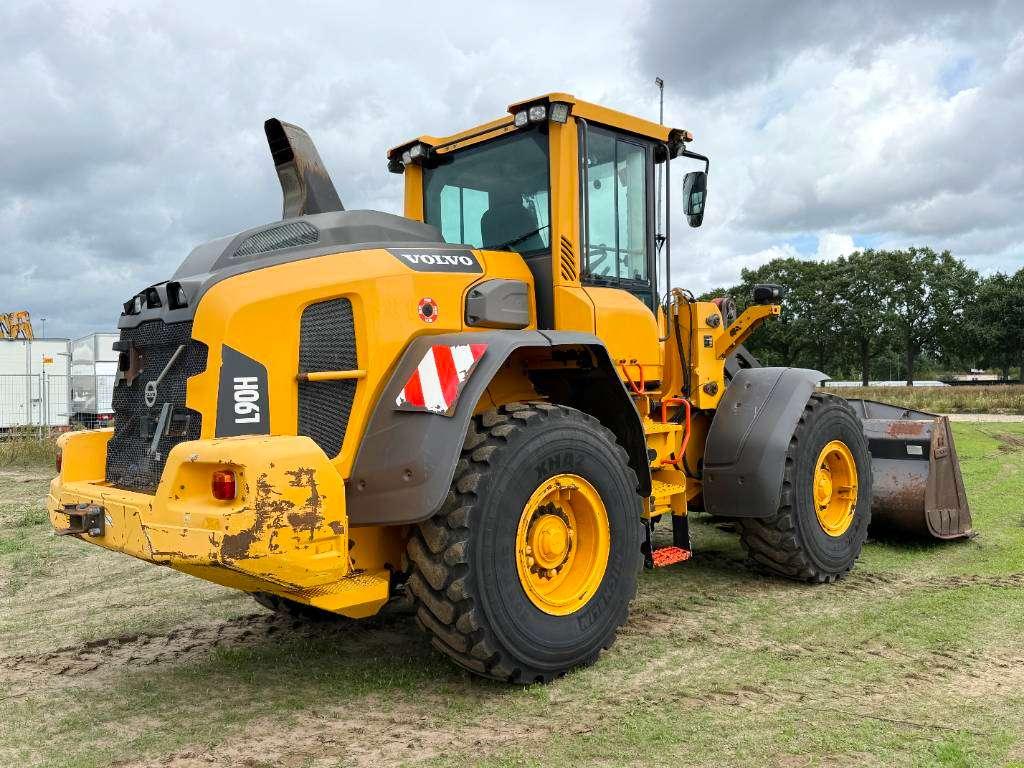 Volvo L90H - 3rd Function / Quick Coupler Photo 5