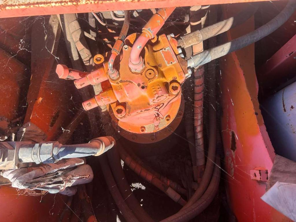 Fiat Hitachi EX215 Photo 9