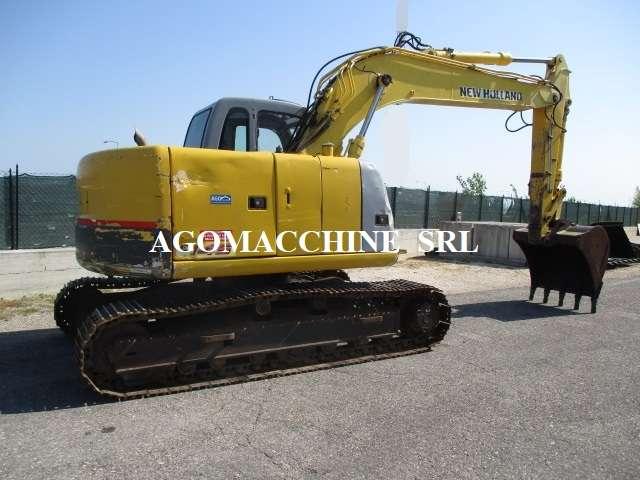 New Holland E145 Photo 10