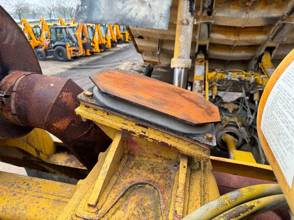 Komatsu HD785-3 - Backup Camera / Airco Photo 24