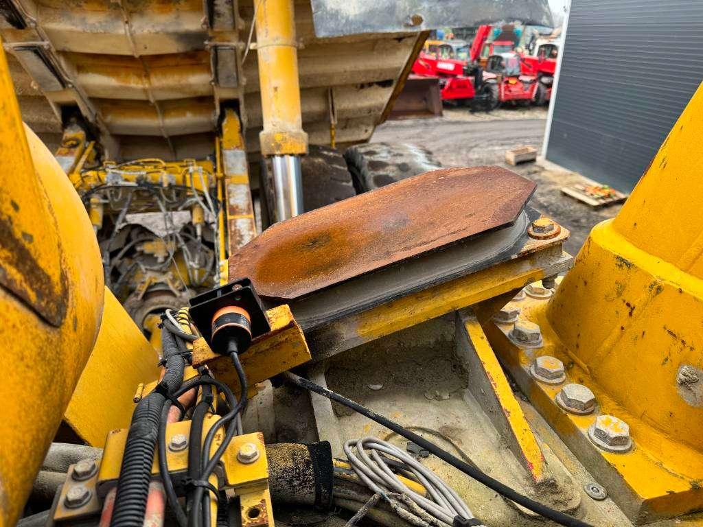 Komatsu HD785-3 - Backup Camera / Airco Photo 25