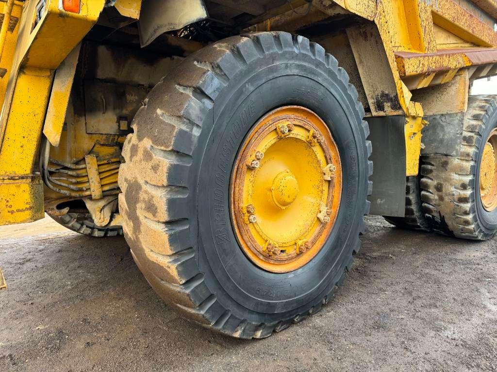 Komatsu HD785-3 - Backup Camera / Airco Photo 26