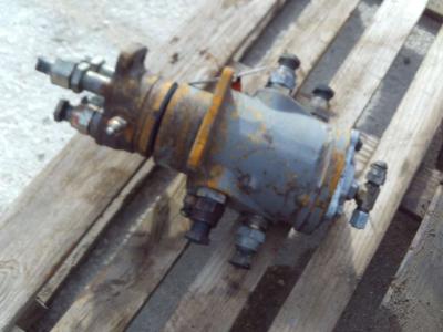 Rotating joint for Fiat Hitachi EX215 sold by OLM 90 Srl