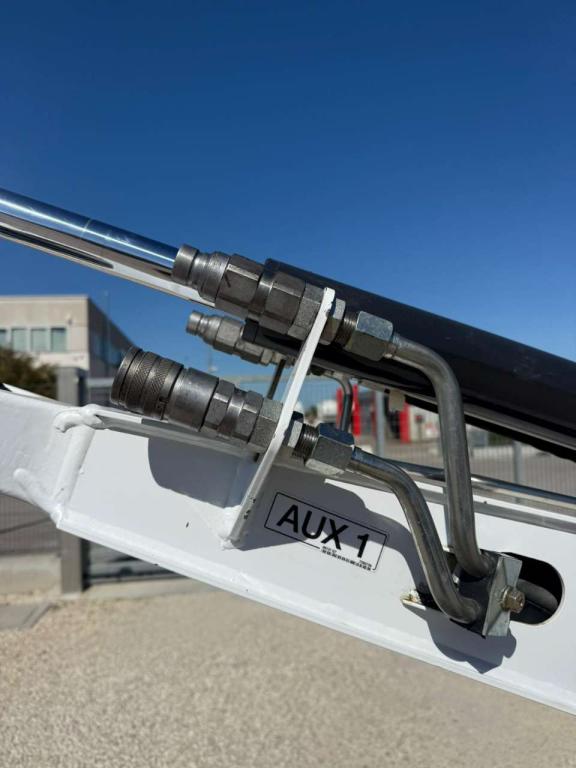 Bobcat E19 Photo 7
