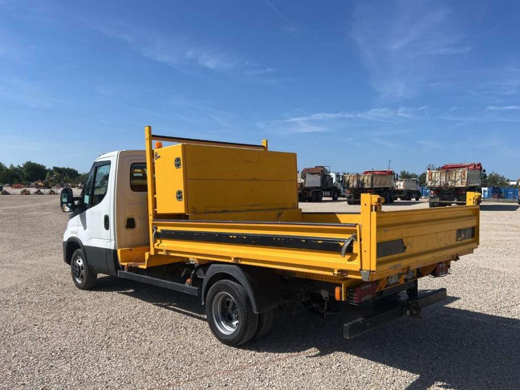 Iveco DAILY 35-140 Photo 6