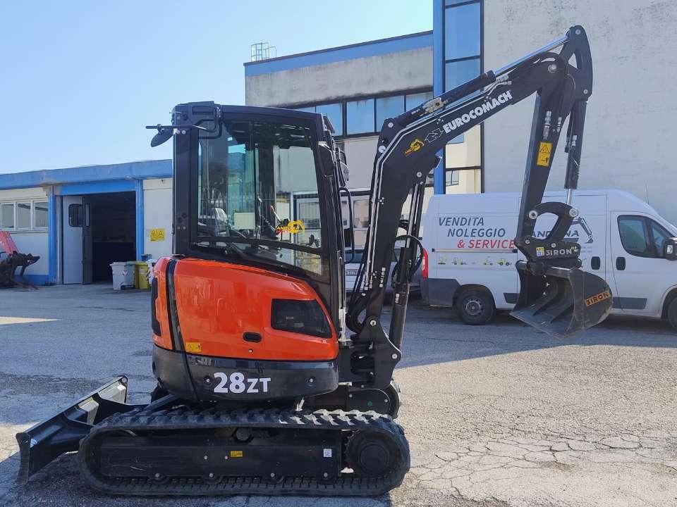 Eurocomach 28ZT Photo 1