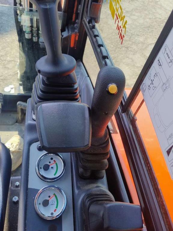 Eurocomach 28ZT Photo 4