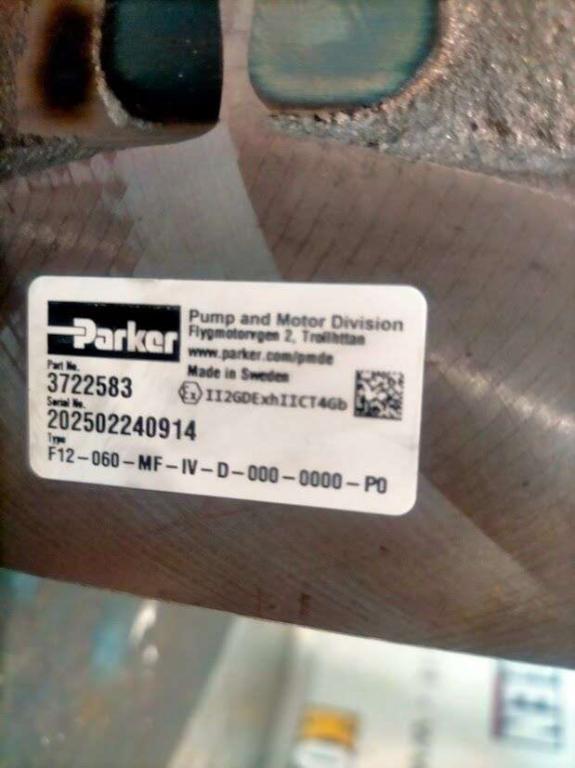 Parker F12 Photo 5