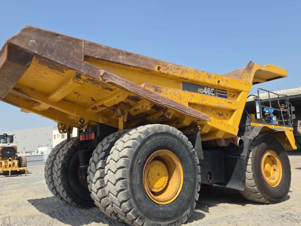 Komatsu HD465-7R Photo 4