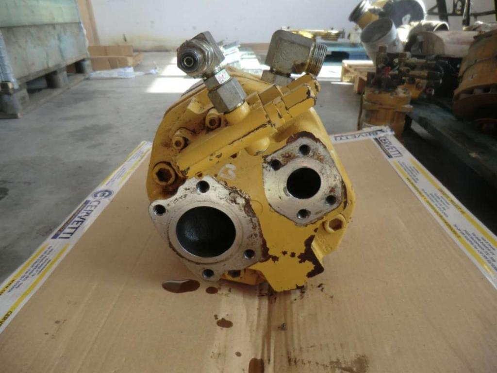 Hydraulic pump for Caterpillar 735 Photo 1
