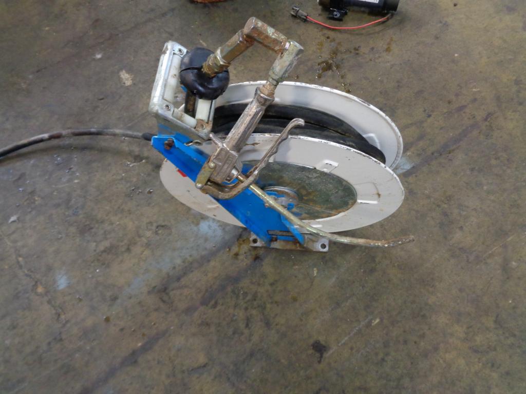 Greasing system Photo 2