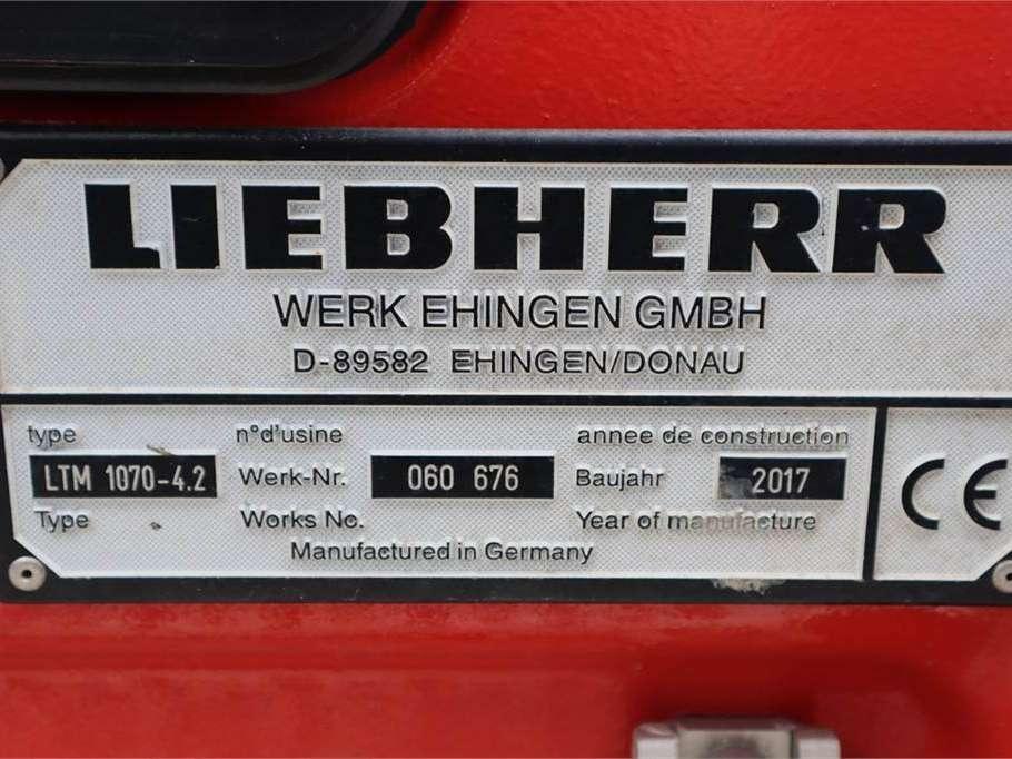 Liebherr LTM1070-4.2 Dutch Vehicle Registration Photo 7