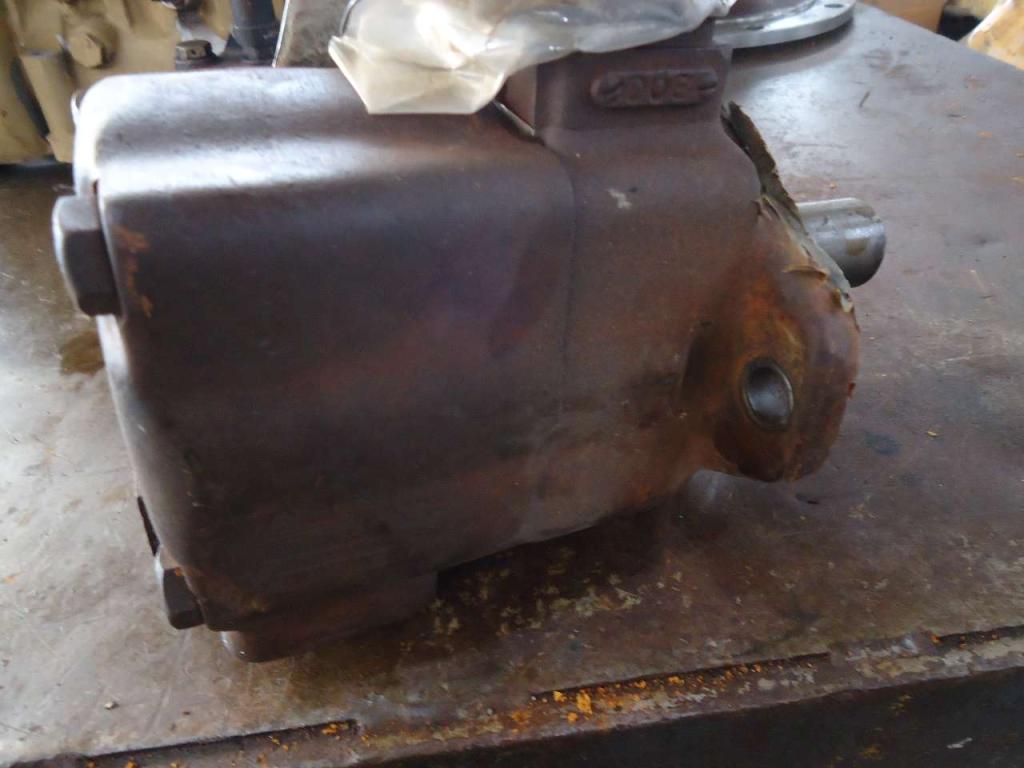 Hydraulic pump for Benfra 215 Photo 1
