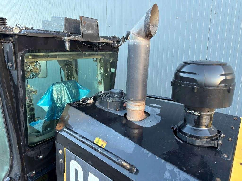 Caterpillar 140M3 Photo 11