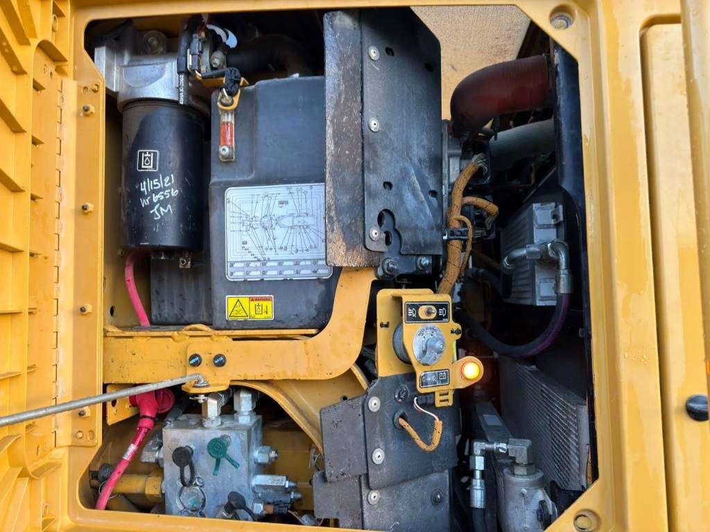 Caterpillar 140M3 Photo 27