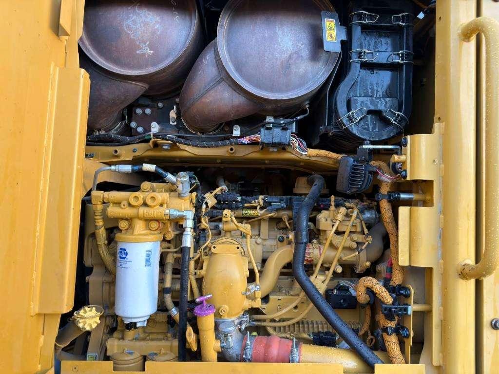Caterpillar 140M3 Photo 28