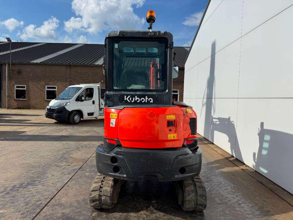Kubota KX037-4 - Hammer Lines / Quick Coupler Photo 4