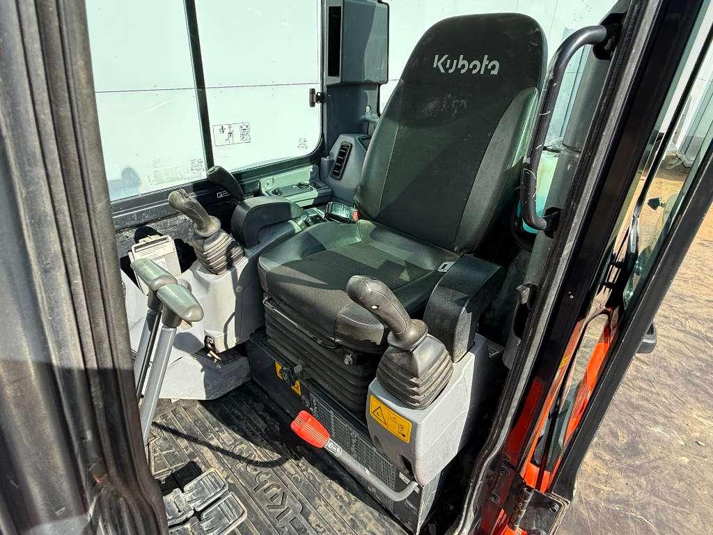 Kubota KX037-4 - Hammer Lines / Quick Coupler Photo 8