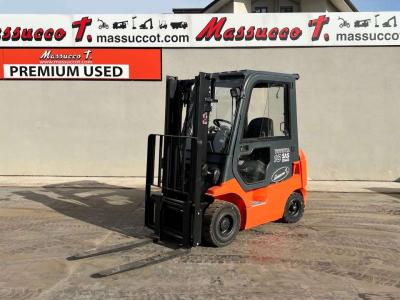 Toyota 7FDF18 sold by Massucco T. Srl