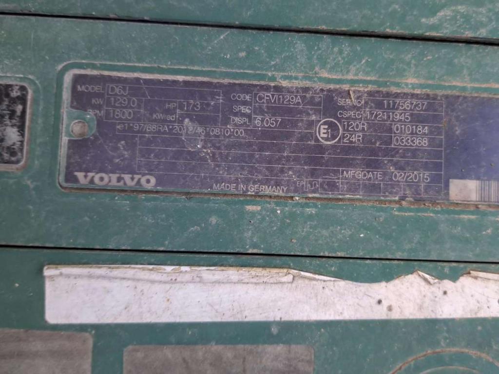 Volvo EC220E Photo 12